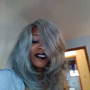 Meet your Posher, Johnetta